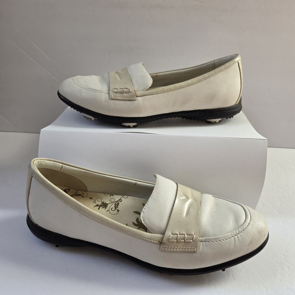 Callaway Couture Women’s Moc Shoes Loafers Ivory with Tan Trim Spiked Sole 8